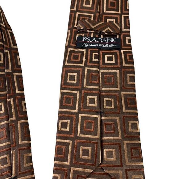 Jos A Bank Signature Collection Mens Italy Made Brown 100% Silk Tie Necktie - Picture 11 of 16